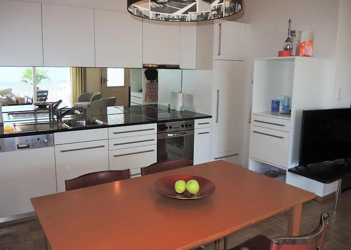 Dora Garten By Fewotessin * ロカルノ